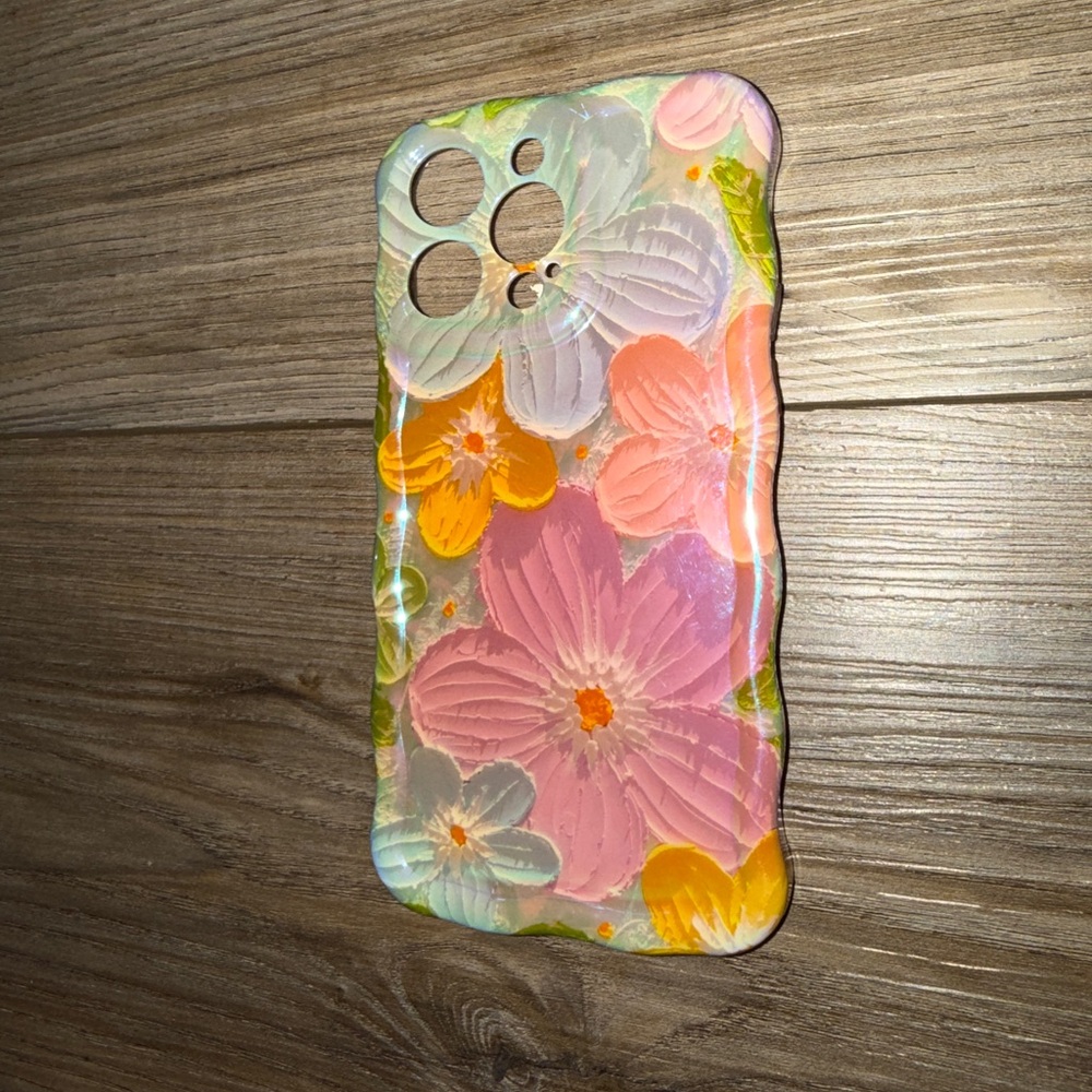 Floral Pattern Phone Case - Multicolor - Picture 3 of 5